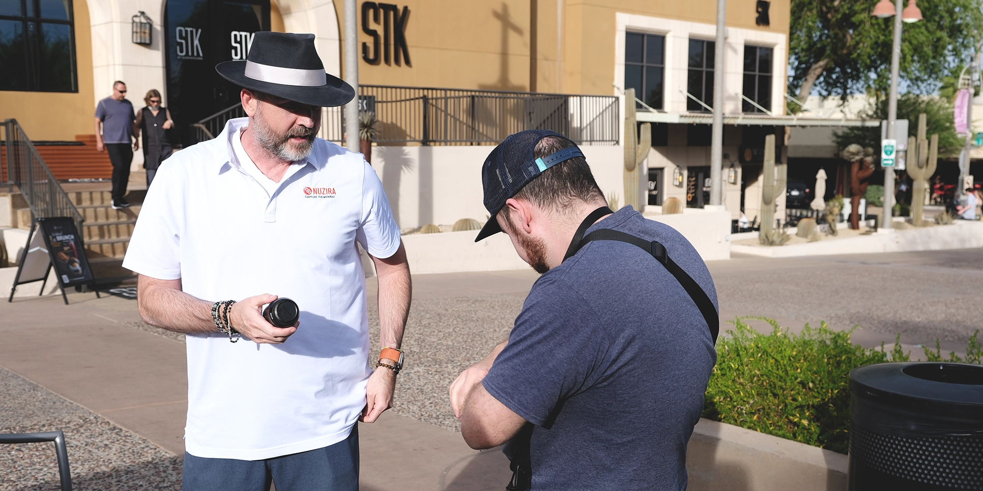 capture-the-moment-hero-4